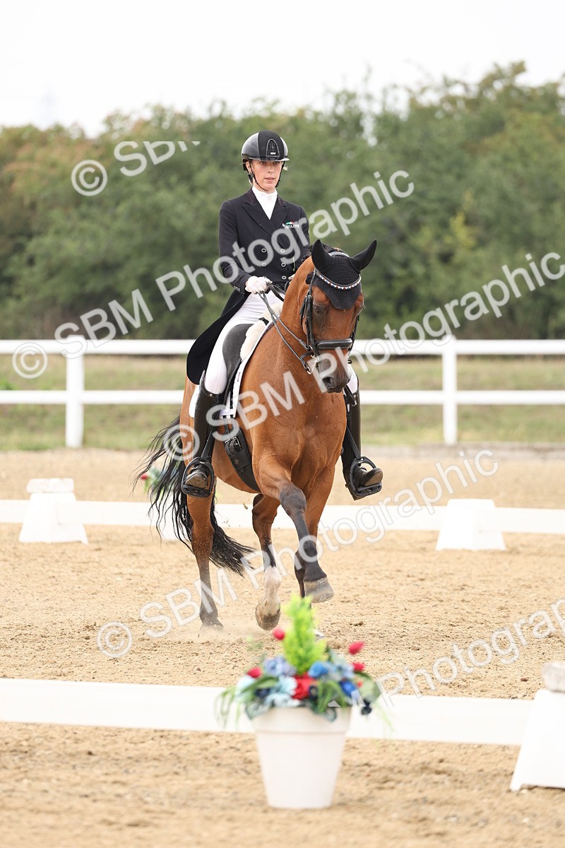 SBM_008050 - Class 10 - FEI INT I - 16.10-16.50