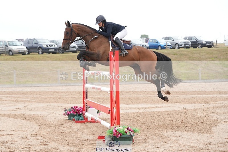 250718-105645-09846 - Cls 2, 3 Star Small Tour Break til End