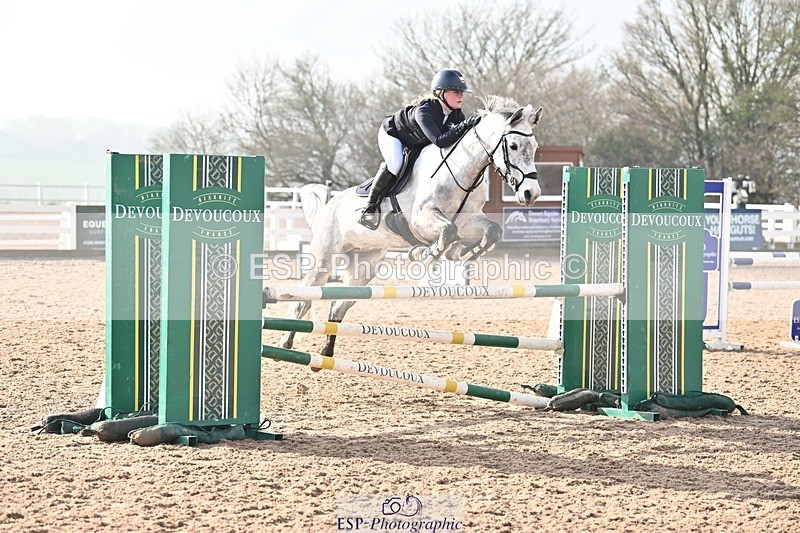 250209-112915-01536 - Cls 6 Pony Newcomers and 1m