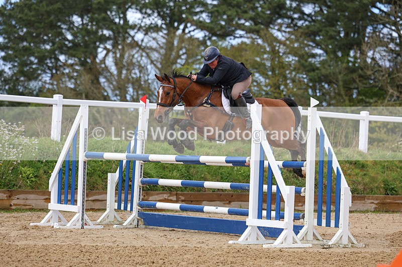 3E7A1614 - Class 7: Senior Newcomers/1.10m open