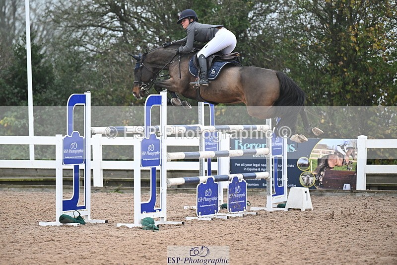 241102A-152831-06107 - SAT Cls 17 National 1.30 & 1.40m