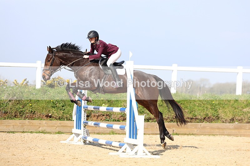 3E7A6417 - Class 4: Senior British Novice/90cm open