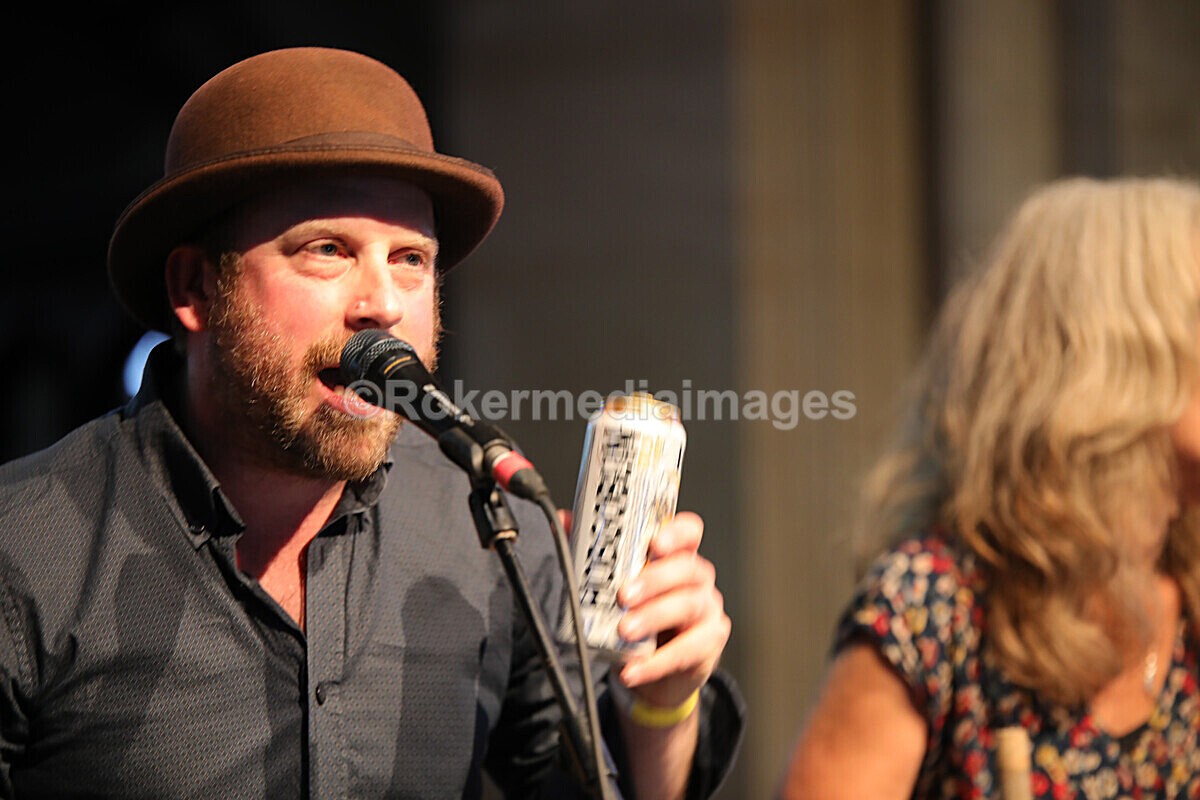 FOLK N BLUES-205 - FOLK and BLUES SEPT 2022