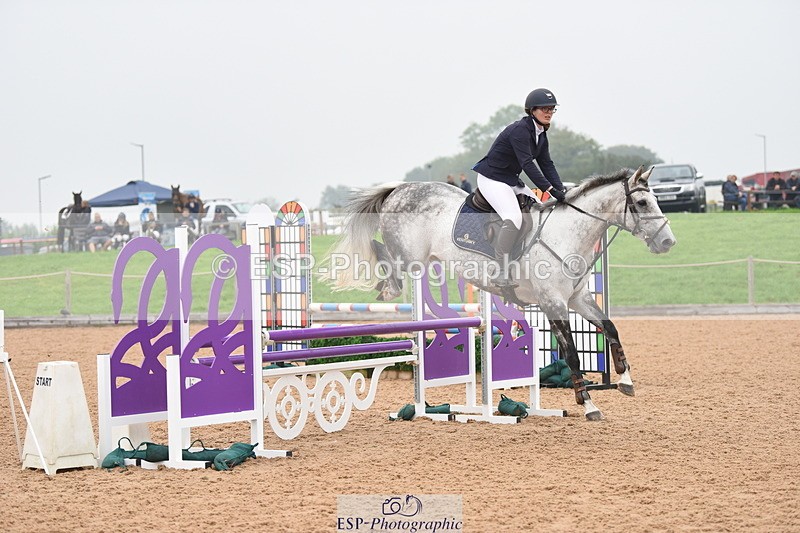 230916A-161026-05507 - Cls 18 Snr 95cm Derby