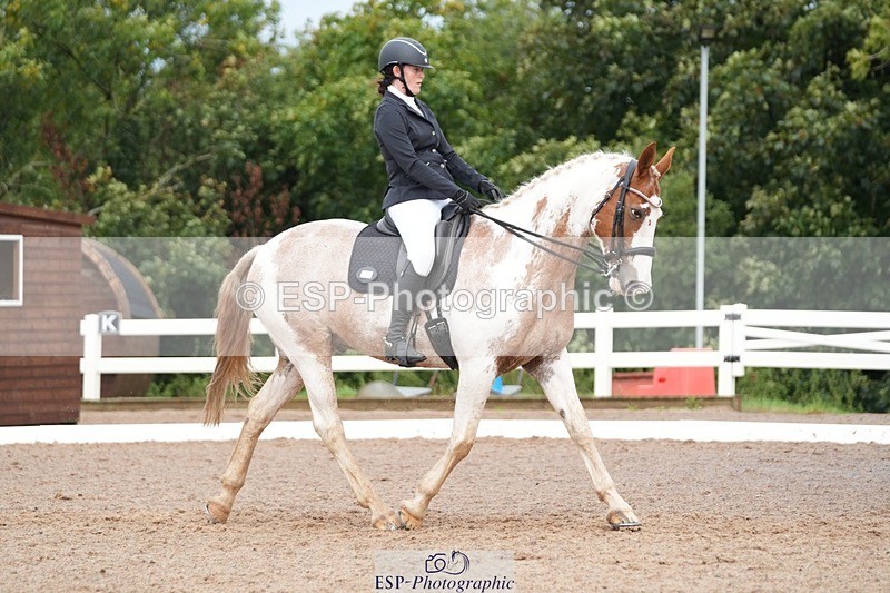 250907-111027-06008 - 090-Isabel.LawsonIn.the.pink