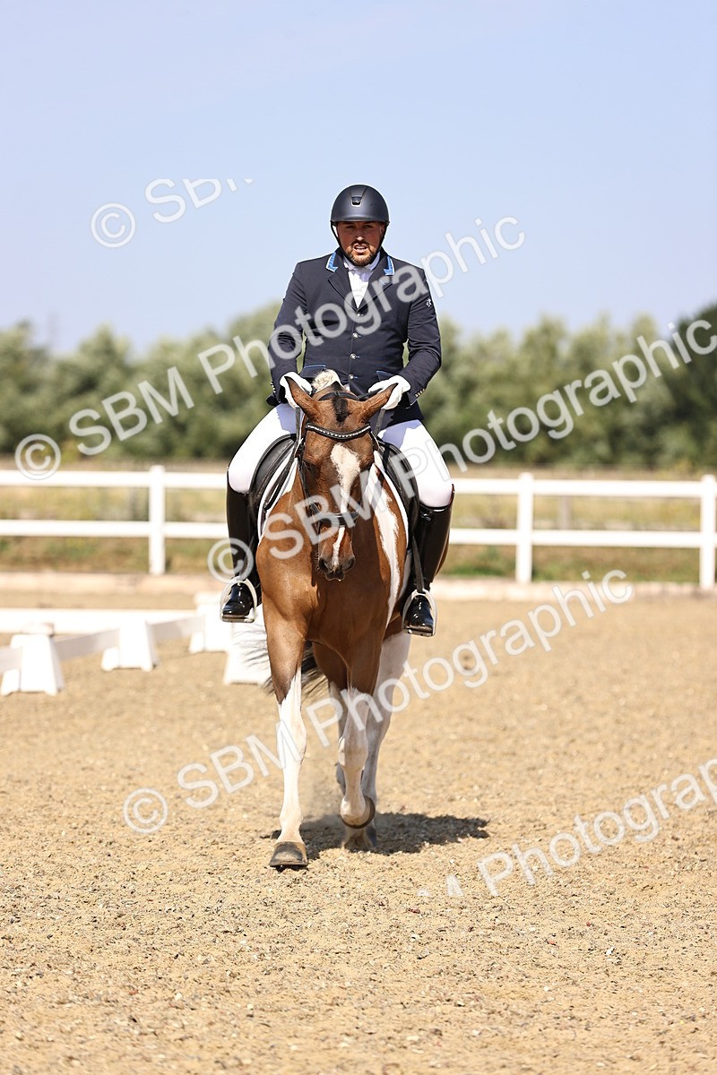 SBM_009292 - Novice 5 - 9.50-10.53