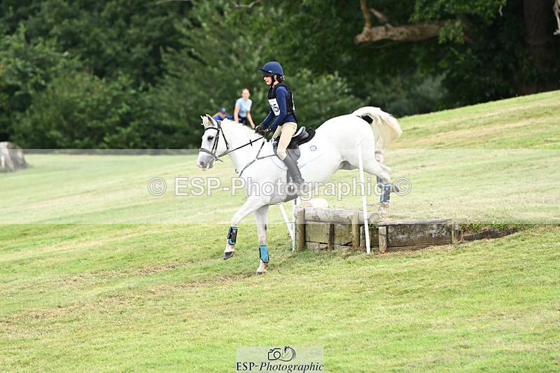 240825X-142210-34982 - 80cm XC 14.30 to 15.30