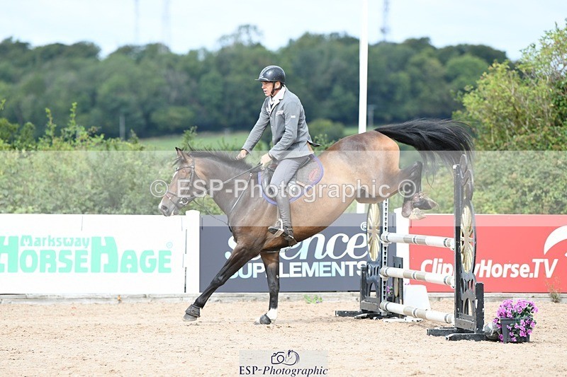 250801-102514-04283 - Cls 21 A&B Snr Disc & 1.00 Open