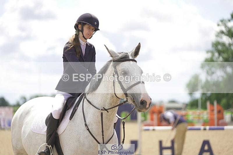 230806A-134036-02190 - Cls 14 Snr Foxhunter & 1.20m Open