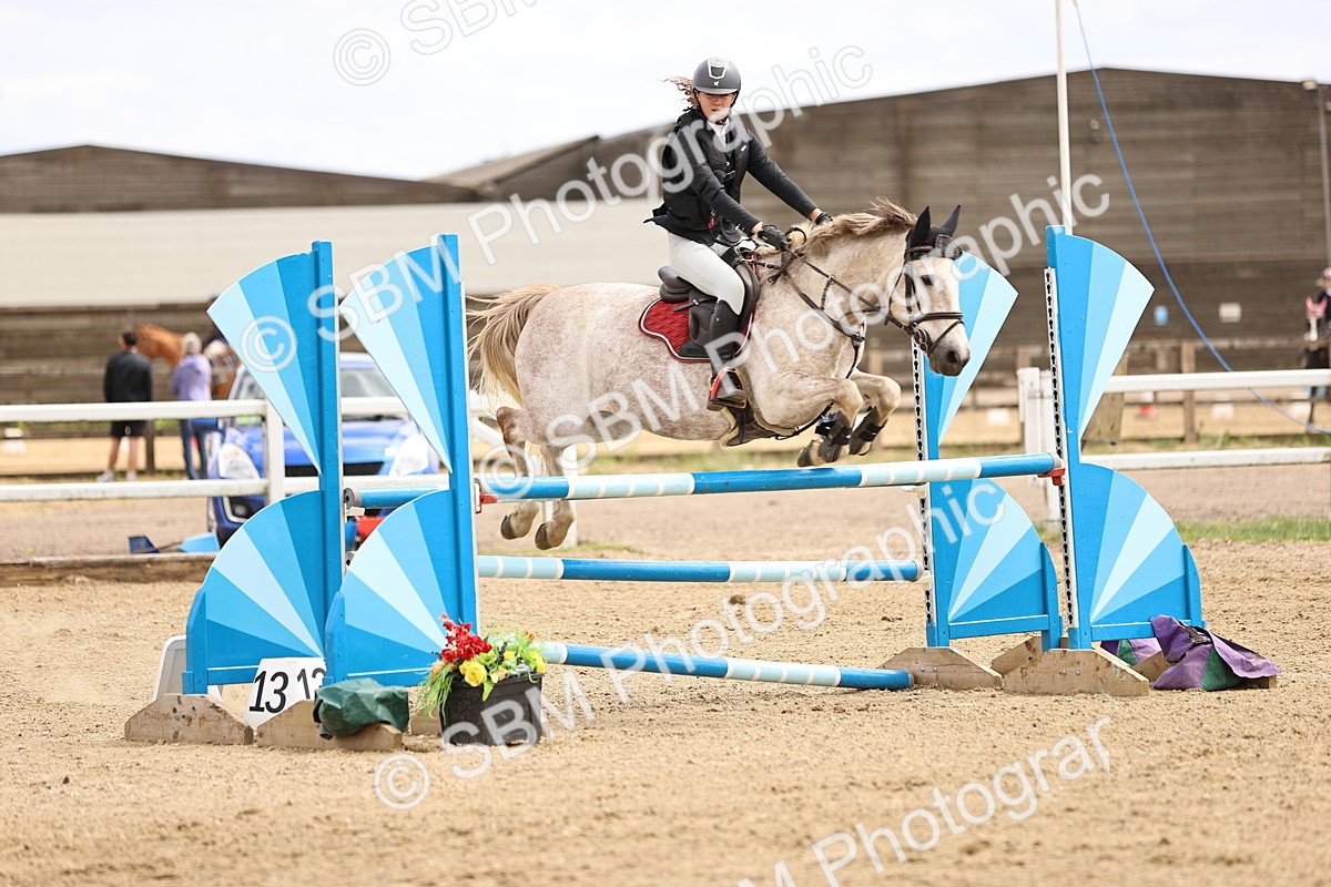SBM_000334 - Class 4 - 1m showjumping