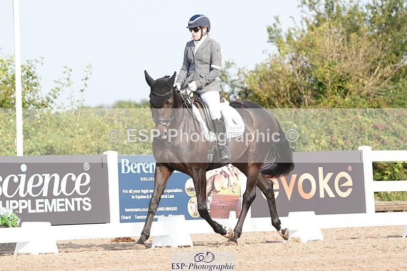 250817-093721-07586 - 094-Alicia.GriffithsSeagry.Danita