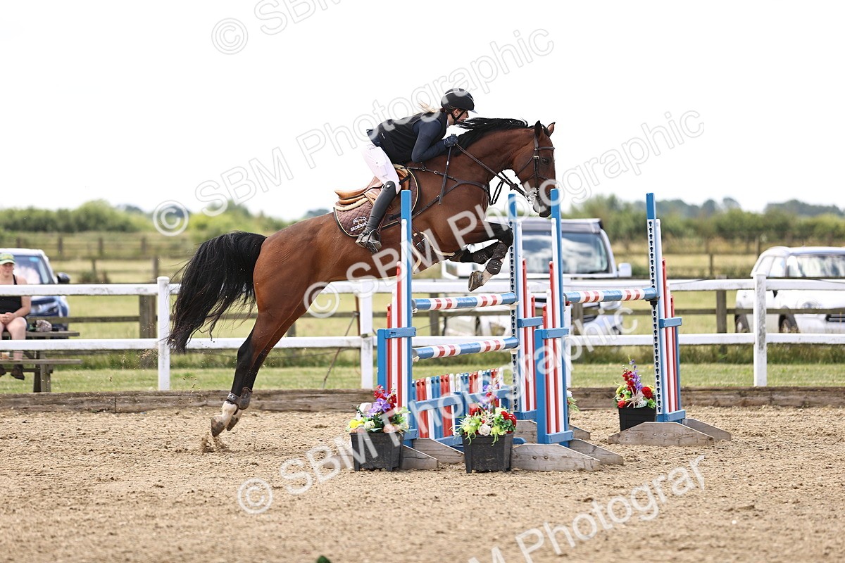 SBM_003540 - Class 22 - Senior Foxhunter 1.20m
