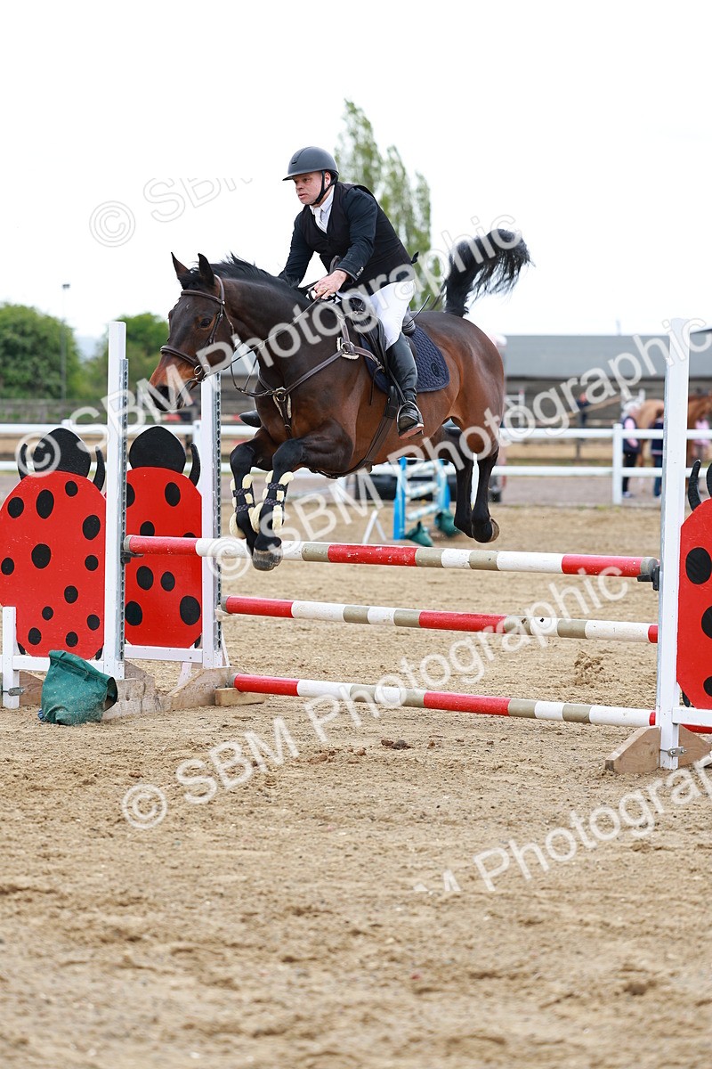 SBM_001957 - class 8 - Senior British Novice - 90cm