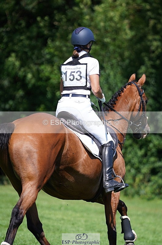 240811A-132014-03882 - 153-