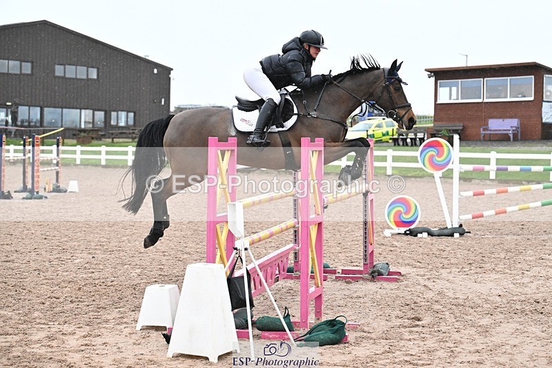 260218-140004-00775 - Cls 4 Newcomers and 1.10m Open