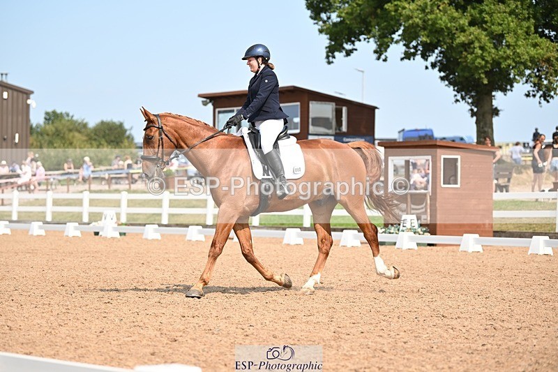 250816-134244-04903 - 080-Elizabeth.StoneZiggy