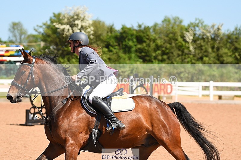 230526A-151104-02053 - Cls 12 1.05m Amateur Quali