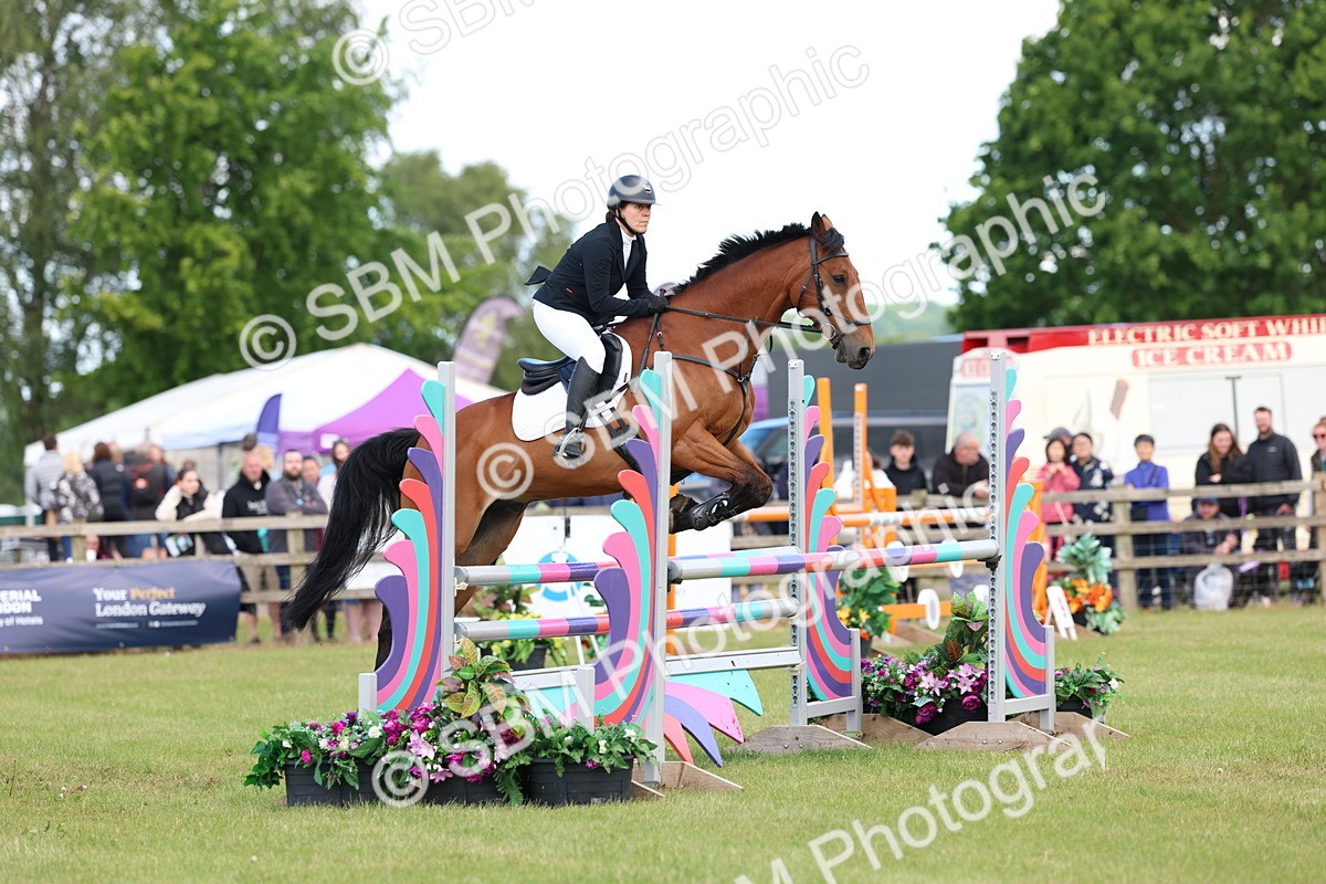 SBM_13484 - Class 206 - Senior Newcomers - 1.10m Open