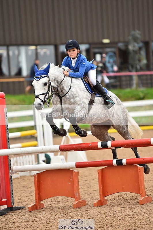 231028A-131556-01642 - Cls 4 Newcomers & 1m Open