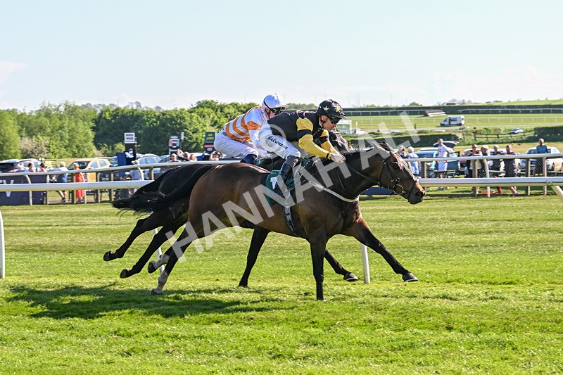 120525-Race 7-Water Of Leith-9099 - Race 7