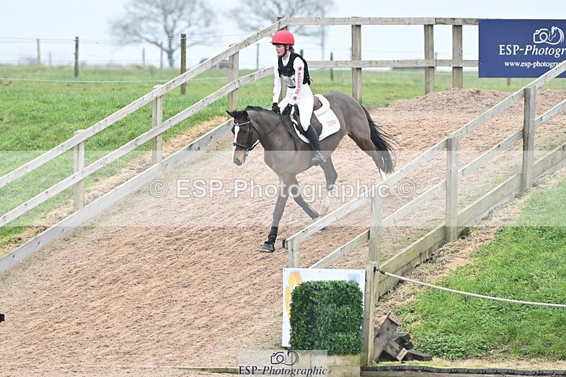 250118-133943-01269 - Cls 3A&B 90cm 13.20 to Coursewalk