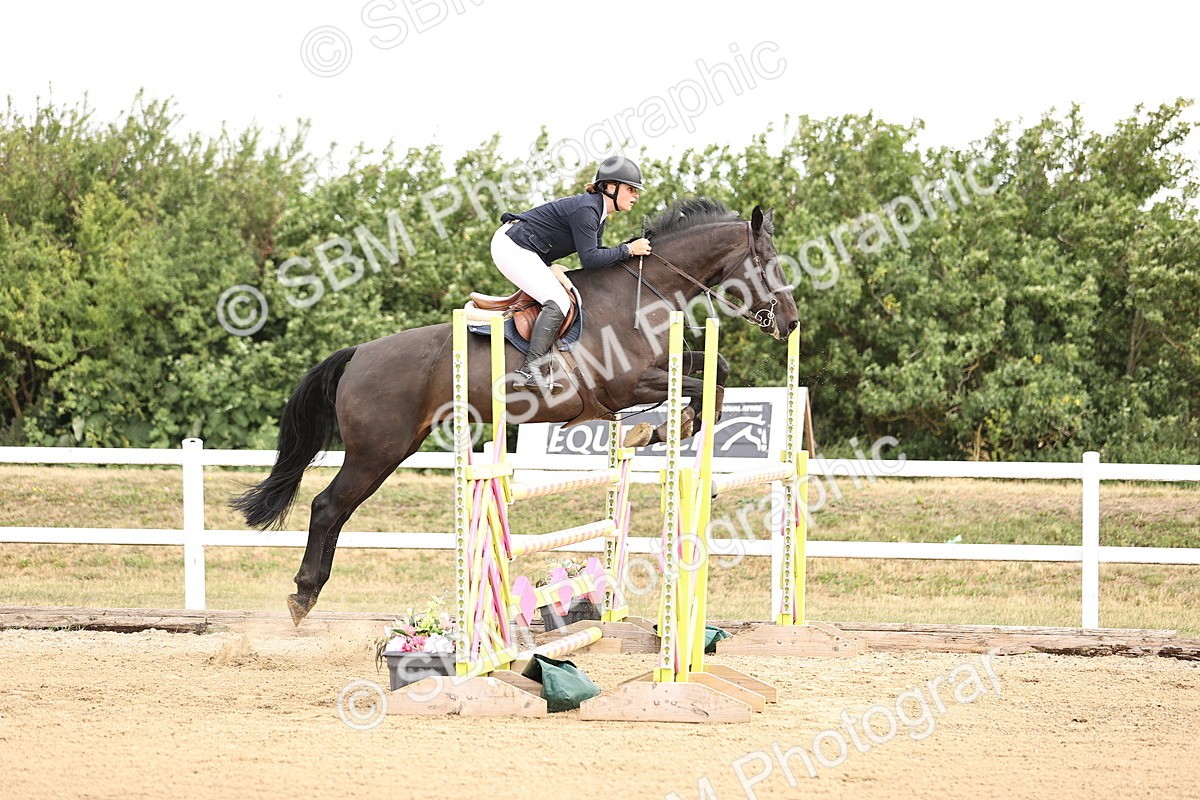 SBM_009576 - Class 8 - Senior Newcomers - 1.10  Open