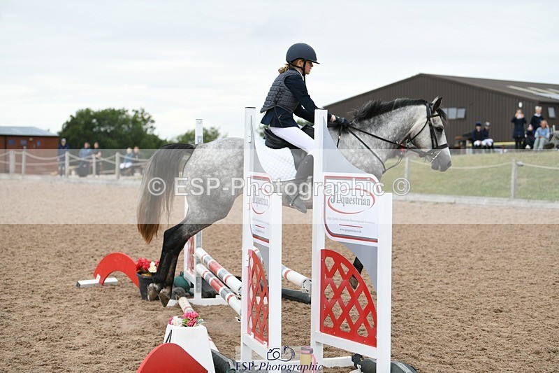 250807-100708-00063 - 60cms Round 1