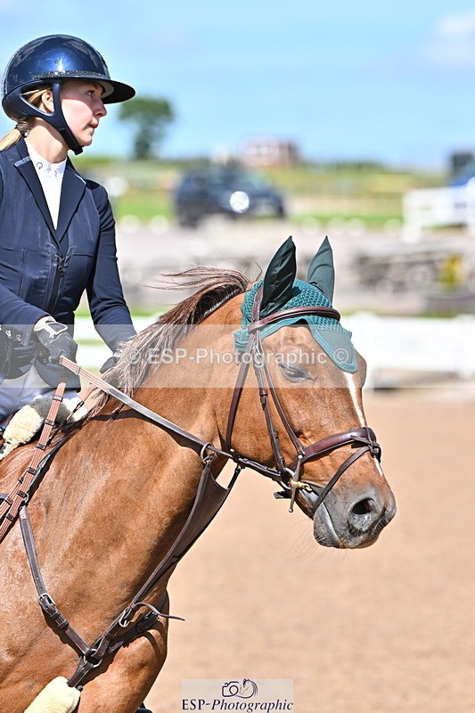 240619A-155901-01074 - Cls 5 Snr Foxhunter and 1.20m Open