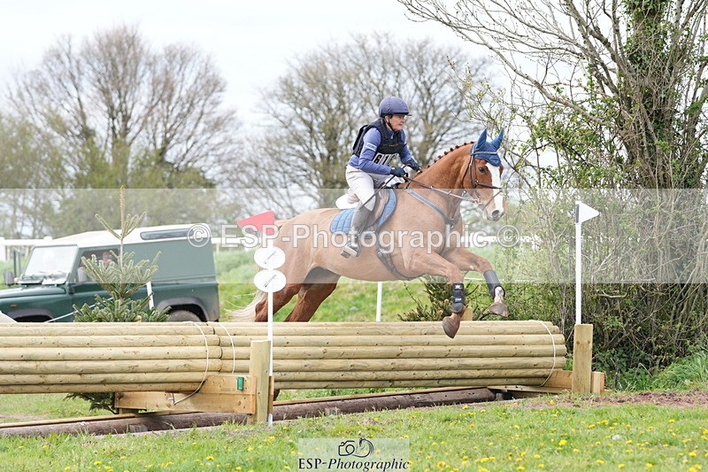 250419-152720-12449 - 616-Julie.Milkins-R-GIUPETTE.DI.NALA
