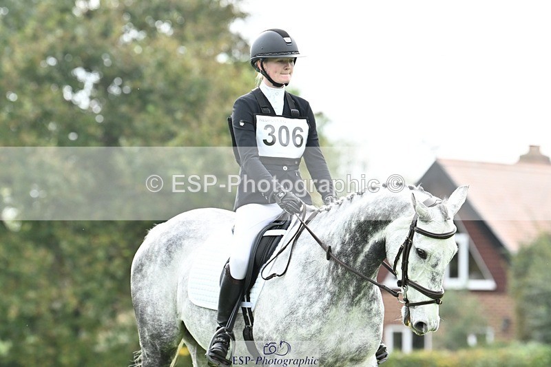 241024-103328-02202 - 306-Alice.Sandiford-THE.GREY.DANCER