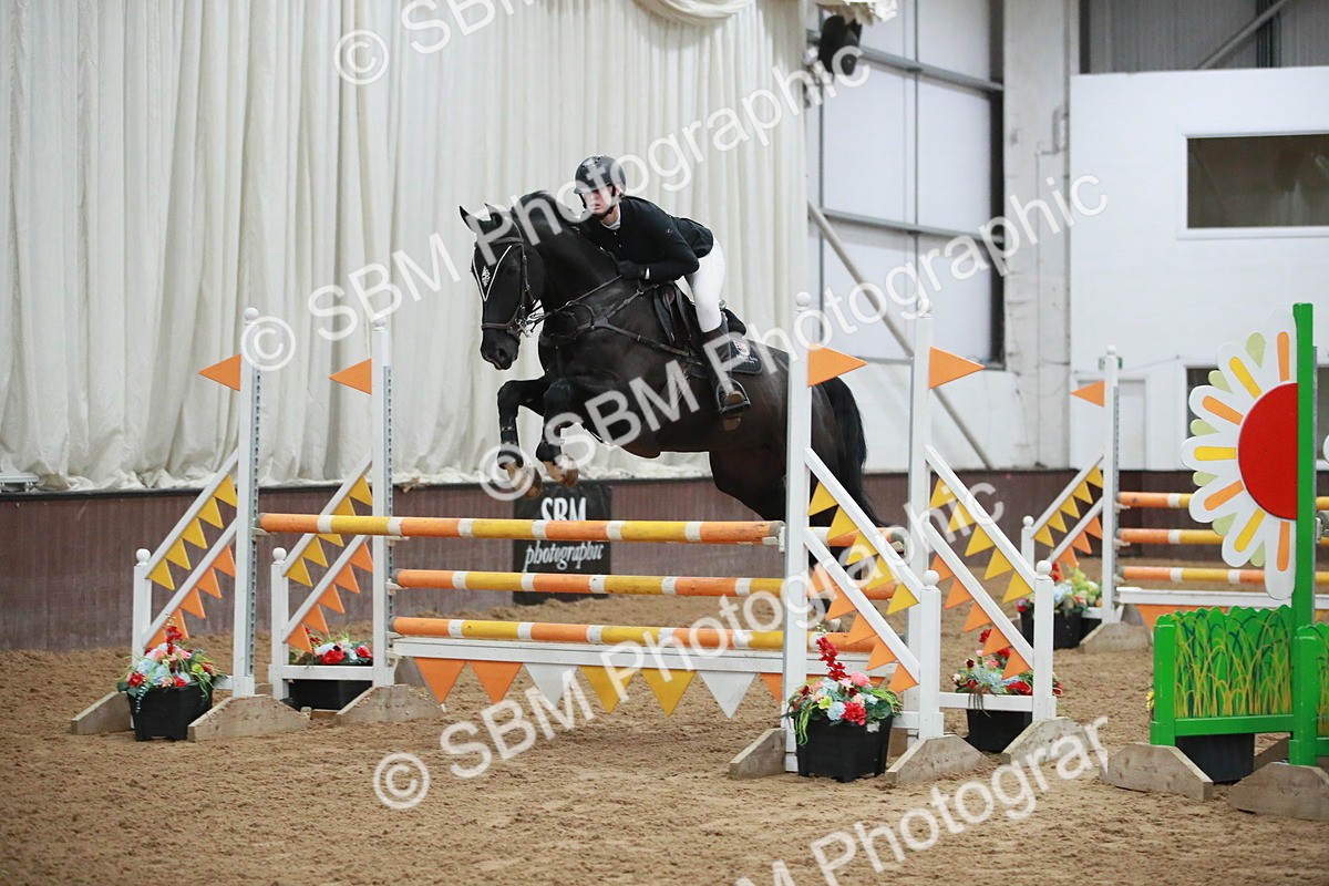 SBM_001139 - Class 4 - Senior Newcomers - 1.10m Open