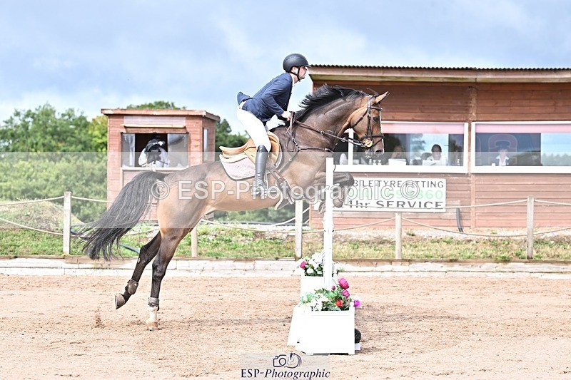 250731-103829-00409 - Cls 02 Snr Fox 1st Rnd