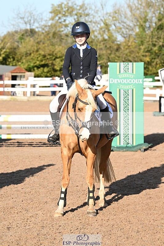 241026A-103316-00180 - SAT Cls 3 Pony Intro 70cm