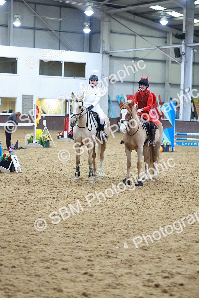 SBM_003648 - Class 4 - Pairs