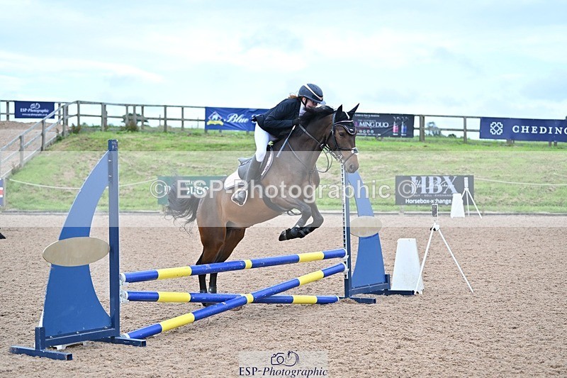 240813-171829-00428 - Classes 3A&B & 4 70cm