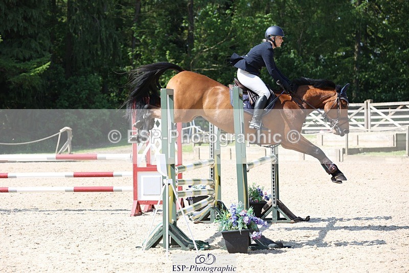 230513-103831-03925 - Cls 18 Snr 1.05m Open