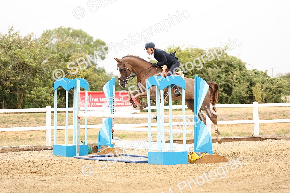 SBM_024032 - Class 6 - Senior Newcomers 1.10m
