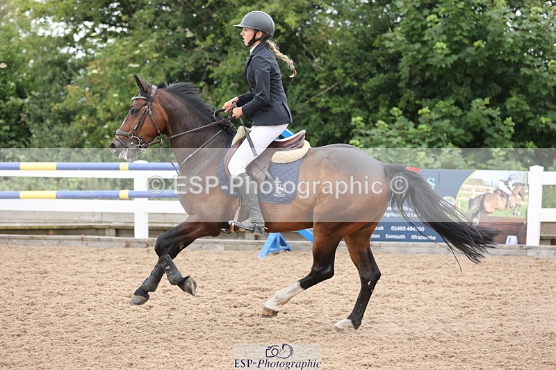 240630A-155839-14978 - Cls 33 Foxhunter and 1.10m Open