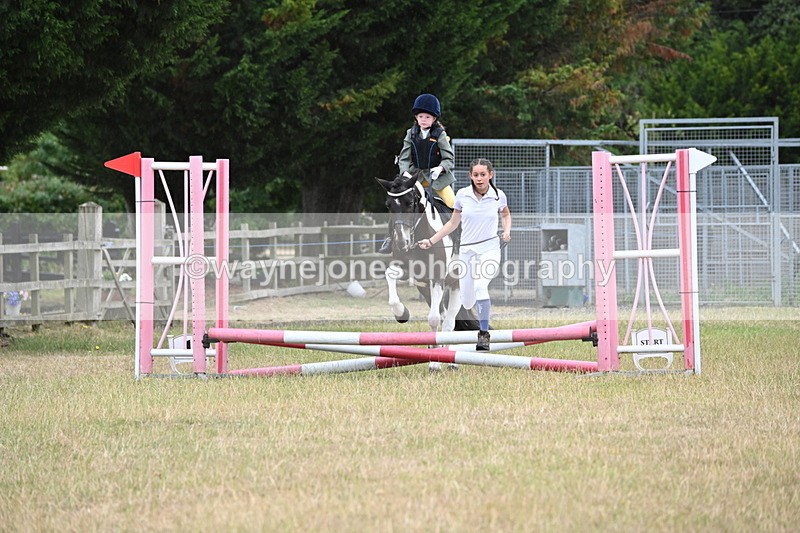 WJ6_9317 - Class 12 Minimus Jumping 45cm