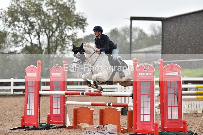 231028A-140904-01831 - Cls 5 Foxhunter & 1.10m Open