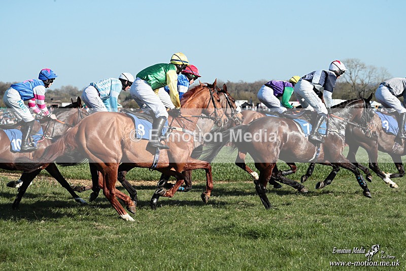 PtP 210326 710 - VWH Cirencester Races 21/03/26
