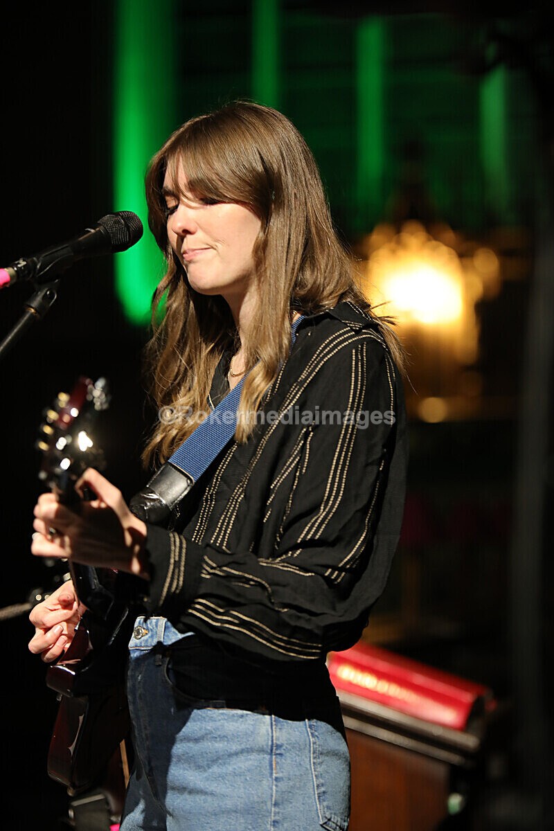 FOLK N BLUES-699 - FOLK and BLUES SEPT 2022