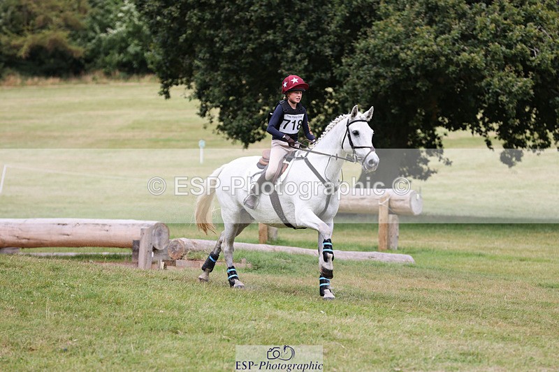 240825X-155757-36364 - 80cm XC 15.30 to 16.30