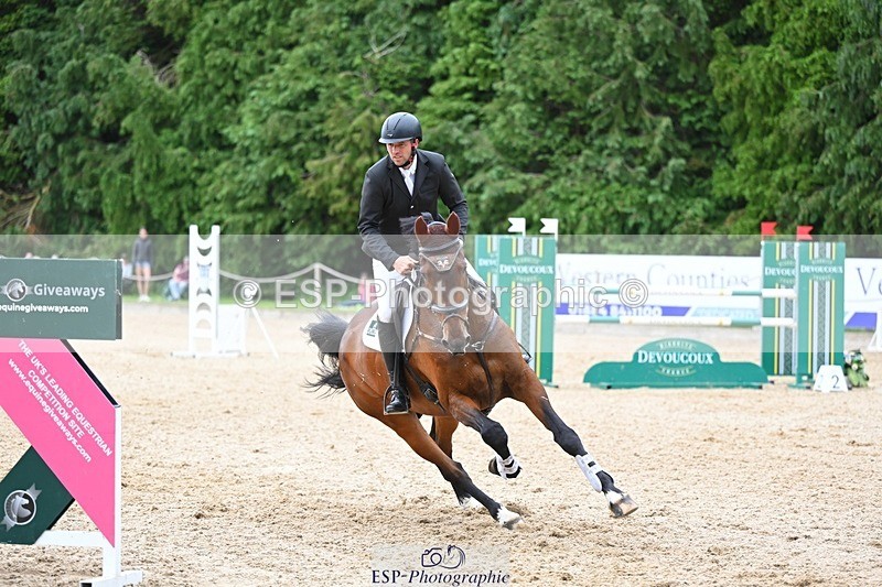 240525-160646-18051 - 537-FULL_MOON-Adam_Trew