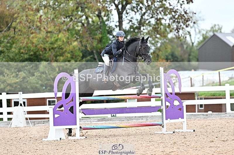 251015-130750-00493 - Cls 4 Newcomers and 1.10m Open