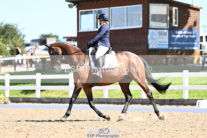 240816A-113230-04059 - 198-Lindsey.Cheffings-Prima