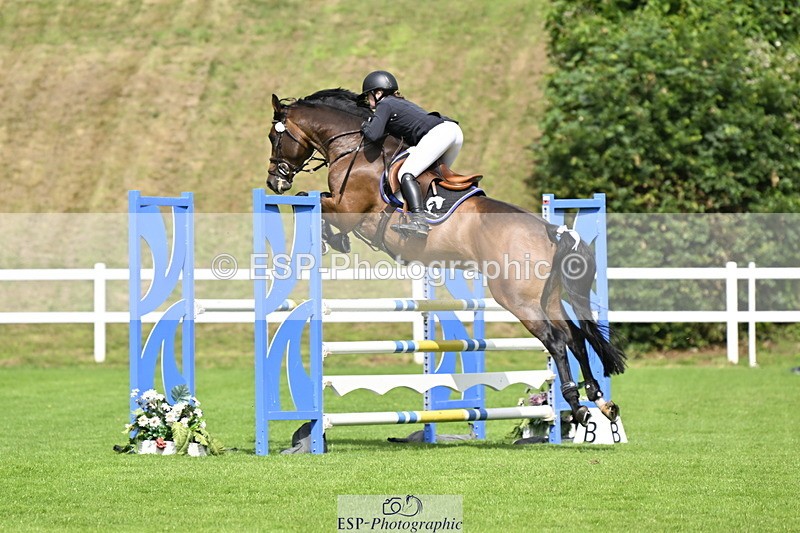 250613A-095910-00214 - Cls 1 Snr Newcomers and 1.10m Open