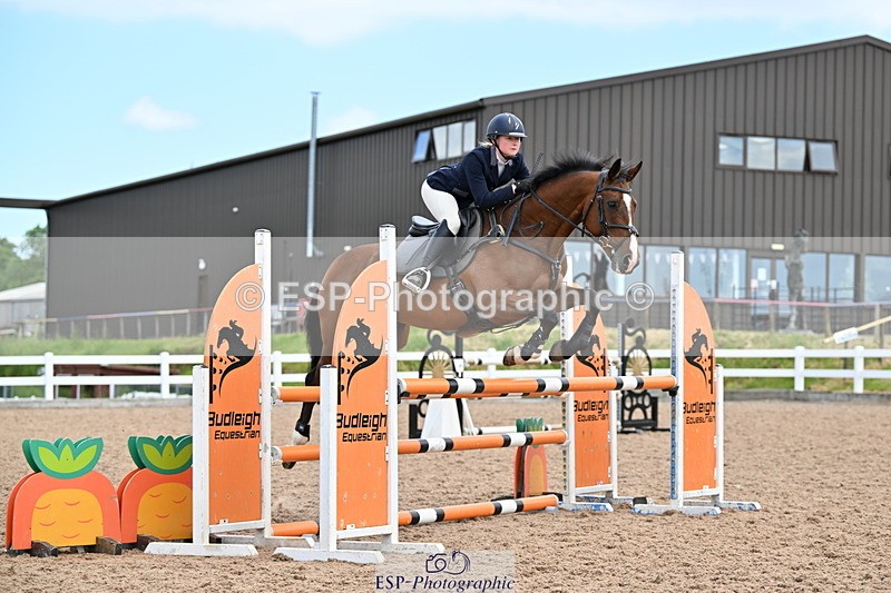 240605A-124518-00382 - Cls 3 Snr 1.05m Open