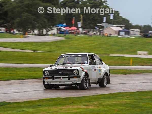 15 36-8300126 - Rally