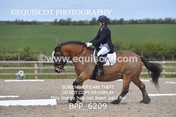 BPP_6209 - 26 F WALKER
